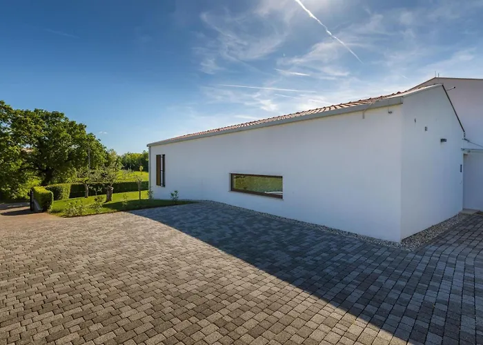 Luna Bianca Sveti Petar u Sumi