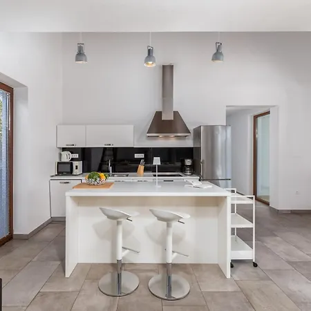 Luna Bianca Villa